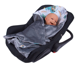 Oboustranná deka do kočárku minky 80x80 cm - mláďata