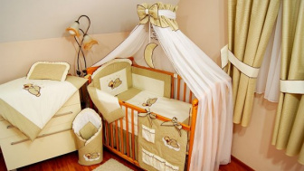 Postýlka + luxusní vyšívaná sada vzor - 300