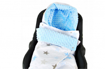 Zavinovací deka do autosedačky modrá - hvězdičky