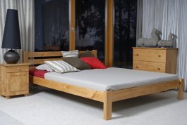 Postel Ajša 140x200 cm olše masiv borovice + matrace Supeflex