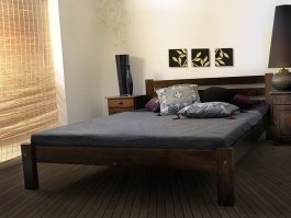 Postel Ajša 160 x 200 cm ořech - masiv borovice