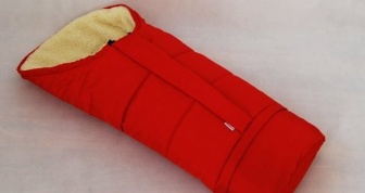 Fusak  Mumie K16 ovčí vlna červený