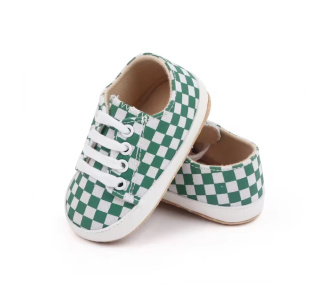 Capáčky 6-12 měsíců - D2803-3 / zelenobílé čtverečky