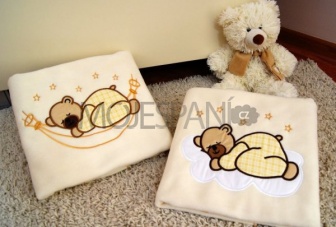 Dětská deka s výšivkou žlutá