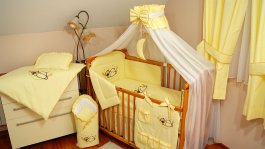 Luxusní vyšívaná souprava 12 dílů - model 325