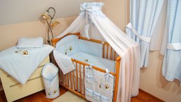 Luxusní vyšívaná souprava 12 dílů - model 503