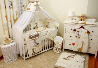 Souprava do postýlky 12 dílů - model 19