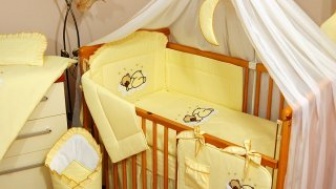 Luxusní vyšívaná sada do postýlky 3-dílná model 305