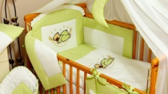 Luxusní vyšívaná sada do postýlky 3-dílná model 322A