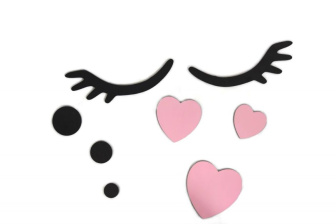 Drevená dekorácia na stenu / srdiečka a spiace očká - ružová